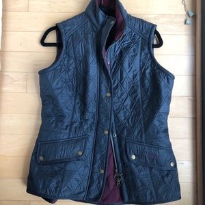 Women’s quilted Barbour vest size US 10
